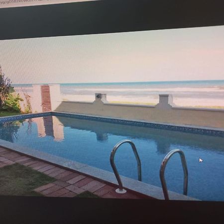 Happy Beach House Chennai Eksteriør billede